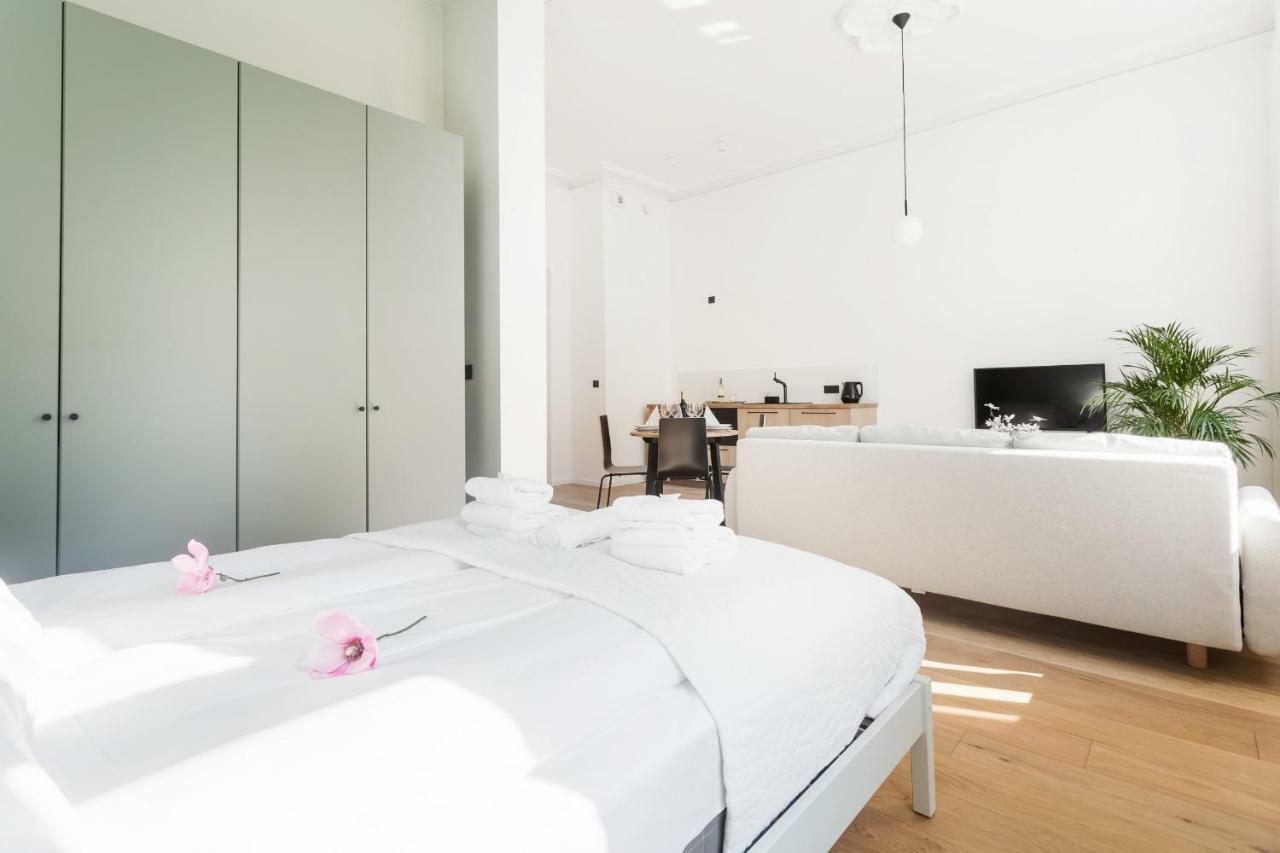 Deluxe Mtp Apartments Matejki By Noclegi Renters Poznań Extérieur photo