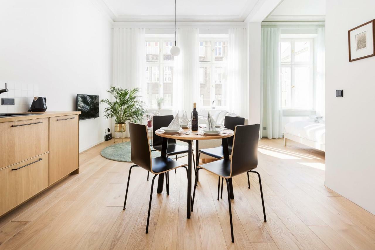 Deluxe Mtp Apartments Matejki By Noclegi Renters Poznań Extérieur photo